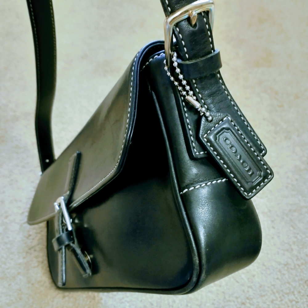 Coach Black Leather Shoulder Bag - Picture 6 of 16